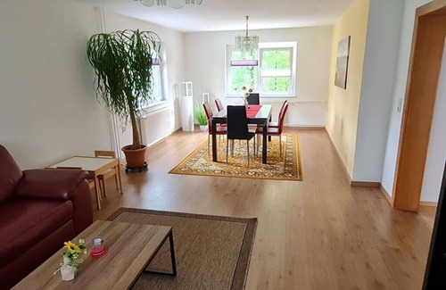Joehstadt House | Bräuer Modern Retreat with Spa and Family-Friendly Amenities