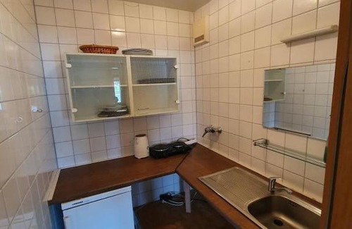 Gemarkung Hailtingen Apartment | Cozy Bräuhaus Appartement with Kitchen & Breakfast Included