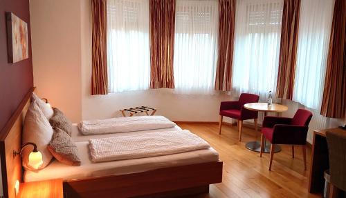 Altenmuenster Hotel | Relax at Bräustüble Altenmünster: Pet-Friendly Retreat
