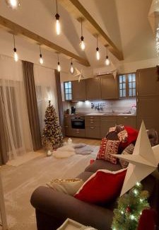 Pieriga House | Cozy Retreat with Sauna and Hot Tub: Guest Rated 9.8