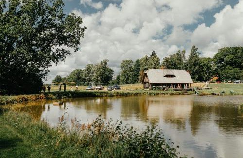 Kuldiga House | Top-Rated Brīvdienu māja Polīši with Private Beach Access