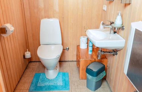 Baltic Sea House | Pet-Friendly Brīvdienu māja Tači - 4-Star Gem with Hot Tub