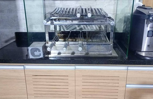 Jardim Virginia House | Cozy house 500m from the beach in Guarujá, pet friendly