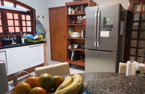 Balneario Praia do Pernambuco House | Elegant Casa with 4 Bedrooms & Suites near Praia de Pernambuco