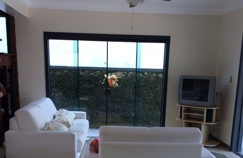 Guaruja House | House condominium on the beach of Pernambuco in Guaruja, complete leisure near the beach