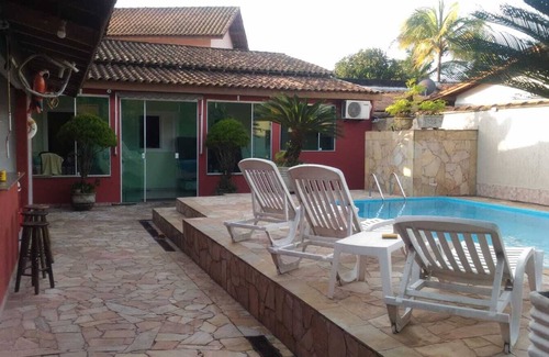 Balneario Praia do Pernambuco House | Discover House Pernambuco Beach: Pool, BBQ & Family-Friendly