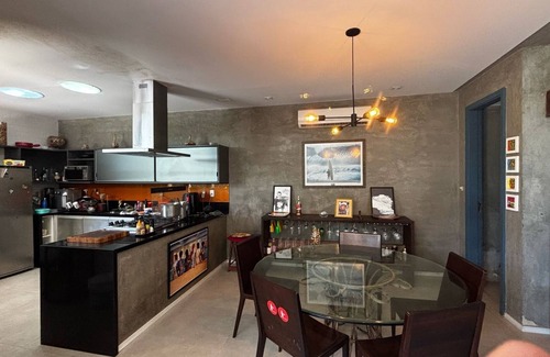Barra da Tijuca House | 3-bedroom Villa in front of beach in gated compound in Barra da Tijuca, Rio