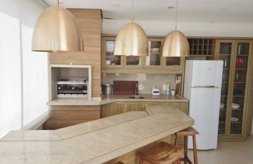 Cachoeira do Bom Jesus Apartment | Ocean View Retreat with Spa and Family-Friendly Amenities