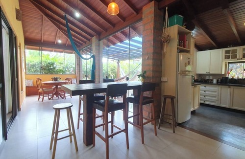 Campeche Leste House | Cozy house with Jacuzzi in a gated community, Praia do Campeche, Floripa, SC