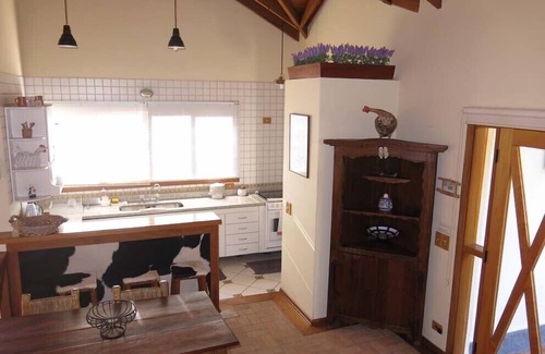 Loteamento Jardim Veu da Noiva Cottage | Cozy Retreat in Jordan Fields with Family-Friendly Amenities