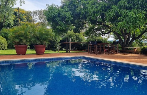 Itirapina House | Discover Casa de Campo: Pet-Friendly Retreat at Broa