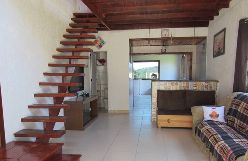 Juquitiba House | Wi-fi Lareira, Piscina em Meio a Natureza
