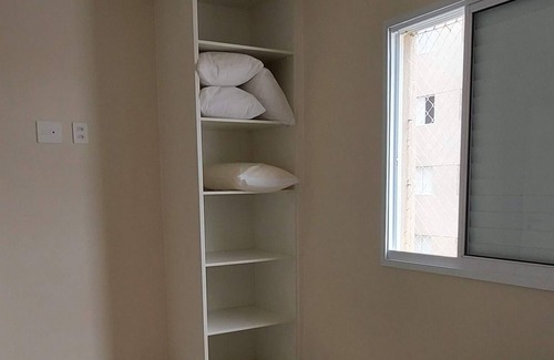 Parque Enseada Apartment | Modern Apartment with Gourmet Balcony and Ocean View