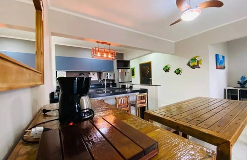 Parque Enseada Apartment | Beautiful Oceanfront Apartment Near Guarujá Beach