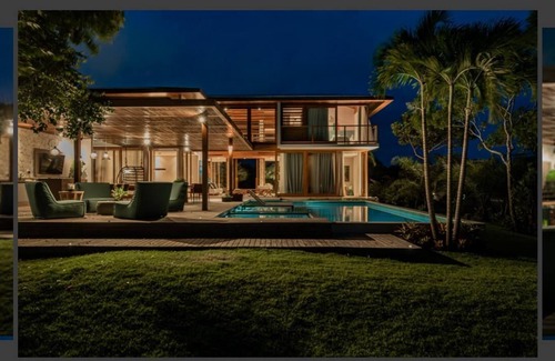 Praia do Forte House | Elegant Oceanfront House at Enseada do Castelo Praia do Forte