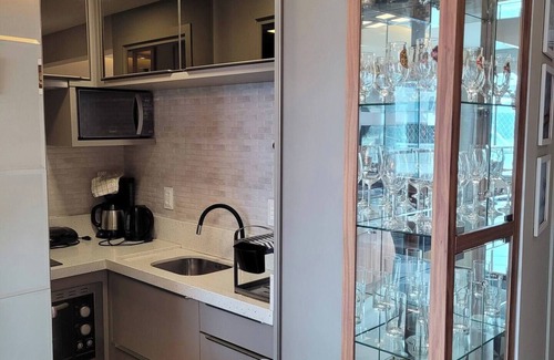 Pioneiros Apartment | Beachfront flat with parking 1515