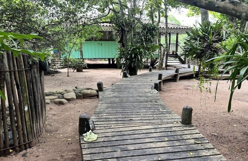 Barra do Sahy House | Easy Walk to Beach with Private Port for Water Sports