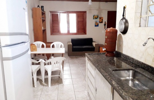 Boraceia House | Relaxing Getaway at Praia da Boraceia, Steps from the Sea