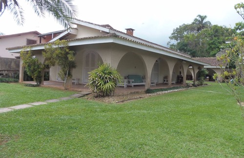 Boraceia House | Beachside Retreat: Family-Friendly House with Ocean View