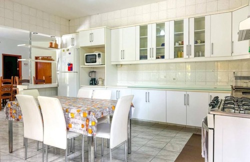 Porto Feliz House | Private Getaway in Exclusive Community with Pool & Pets Welcome