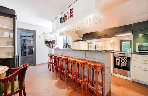 Heusden Gem Asten Villa | Idyllic Country House in Asten with Pet-Friendly Amenities