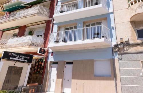 Santa Pola Apartment | Braceli Beach Resort Top Floor - rentafive
