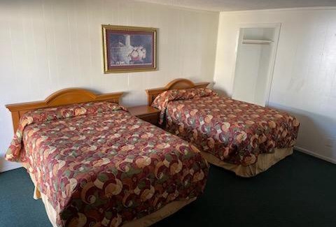 Lakeland Hotel | Budget-Friendly Stay at Bradley Motel with Family Amenities