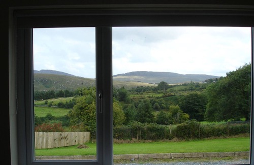 Creeslough House | Family-Friendly Retreat at Bradleys Cottage Creeslough