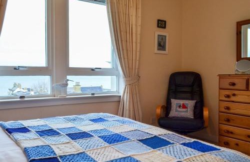 Cullen House | Exceptional Brae Lodge: Family-Friendly Retreat with High Ratings