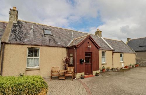 Buckie House | Discover Braehead Croft: Family & Pet-Friendly Retreat