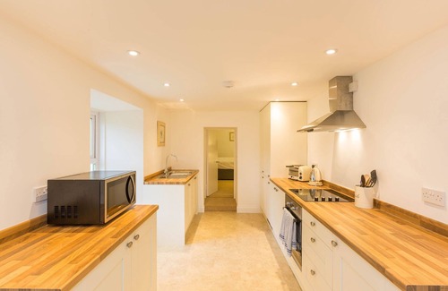 Foss Cottage | Family-Friendly Braes of Foss Farmhouse in Kinloch Rannoch