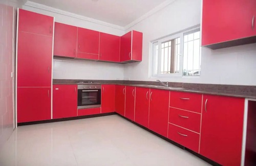 Sekondi-Takoradi Apartment | Bragha Apartment - Anaji: Poolside Retreat with Ocean Views