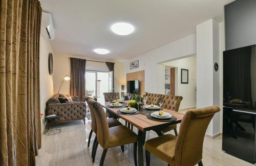 Bibinje Apartment | Oceanfront Bralic Residence: Guest Rated 9.9/10