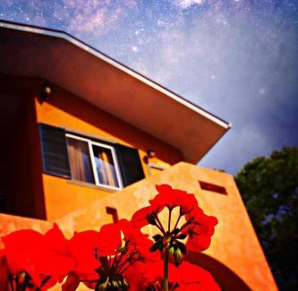 Puli House | Bramasole B&B: Oceanfront Retreat with Top Amenities