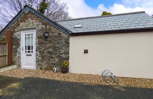 St Wenn House | Pet-Friendly Getaway at Bramble Barn: Rated 9/10 by Guests