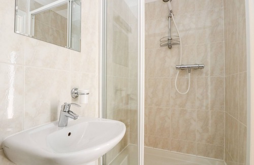 Maenporth Cottage | Family-Friendly Bramble Cottage with Pool in Maenporth