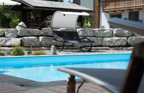 Faistenau Apartment | Bramsauerhof: Family-Friendly Retreat with Pool & Top Ratings