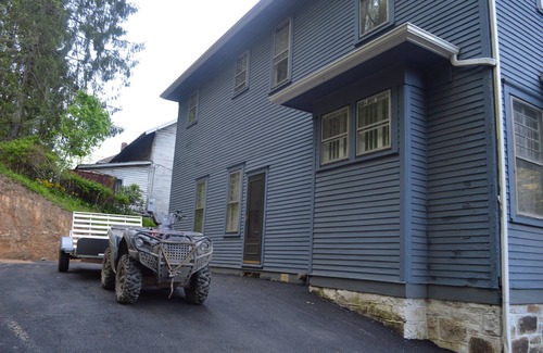 Freeman House | Discover Bramwell Staff House & Inn Near Pocohontas Trails