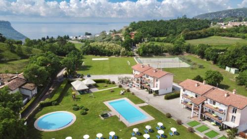 Marciaga Apartment | Pet-Friendly Bran & Denise Residence with Oceanfront Pool