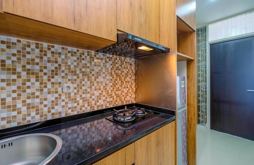 Pondokcina Apartment | Modern 1BR Apartment with City View at Atlanta Residences