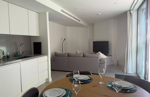 Gibraltar Apartment | "Brand New 1BR Pool & Jacuzzi Free Parking" Suite One