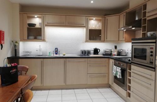 Newbury Apartment | Discover a Historic 2-Bed Retreat in Newbury's Heart
