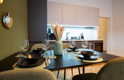 Schottenfeld Apartment | Modern 2-Room Central Apartment - Guest Rated 9/10