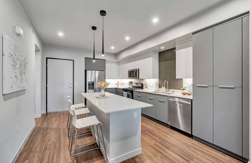Platinum Triangle Apartment | BRAND NEW! 2BR Apt! 5 Mins to Disney w/Pool & Gymn
