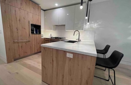 Noe Valley Condo | New 3 Bedroom Home with Beautiful Backyard for Families