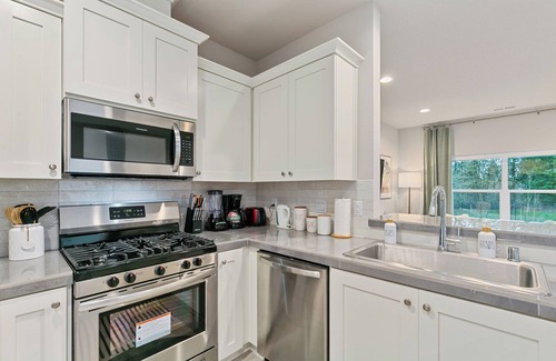 Clark County House | Brand New 3Br Home EV Charging｜WFH Ready｜Flex Lease｜Pet-Friendly #42063