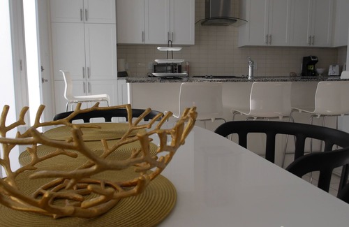 York Regional Municipality House | New 4BDR House Near Newmarket - Rated 10/10 by Guests