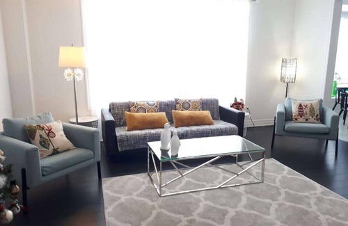 York Regional Municipality House | New 4BDR House Near Newmarket - Rated 10/10 by Guests