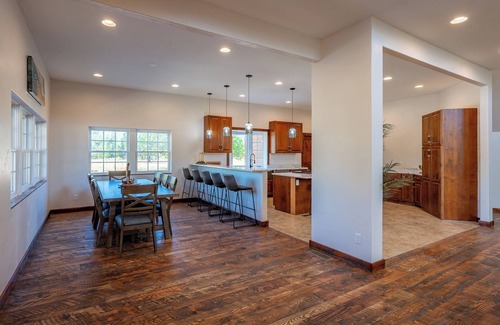 Thompson Falls House | Newly Built 5BR Cabin Retreat Near Clark Fork River