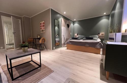 Bodo Apartment | Private Studio Apartment: Family-Friendly Retreat Awaits!